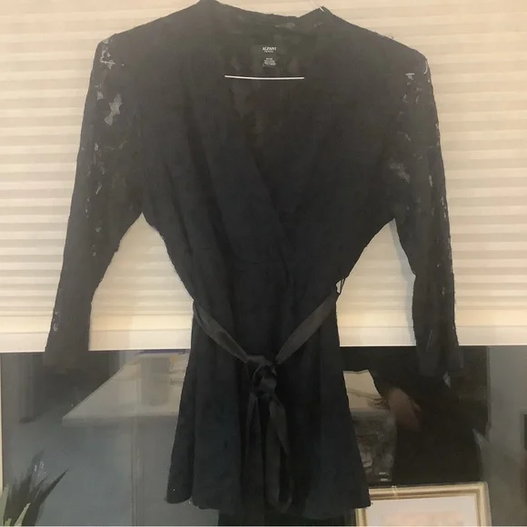 Alfani Womens mini black lace shirt🤩 - Picture 6 of 10